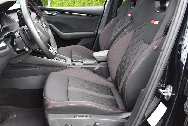 SKODA Octavia Combi 2.0 TSI DSG RS