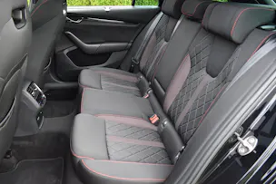 SKODA Octavia Combi 2.0 TSI DSG RS