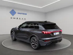 AUDI Q6 e-tron quattro