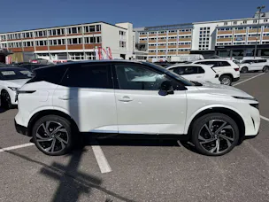 NISSAN Qashqai 1.3 DIG-T MHEV Tekna+ 4x4 Xtronic-Automat