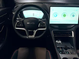 BYD Seal U DM-i Design AWD