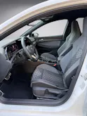 VW Golf 2.0 TDI R-Line DSG 4Motion * 150 PS * R Sport Line * Black Style Paket * Perlmutteffekt-Lackierung *
