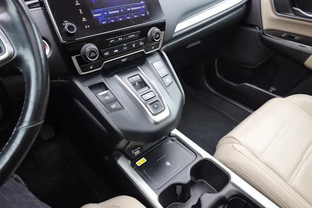 HONDA CR-V 2.0i MMD Hybrid Executive 4WD "* CH Auto * Tempomat * Camera recul * Sièges Electriques/mémoire * Toit Ouvrant * GPS *"