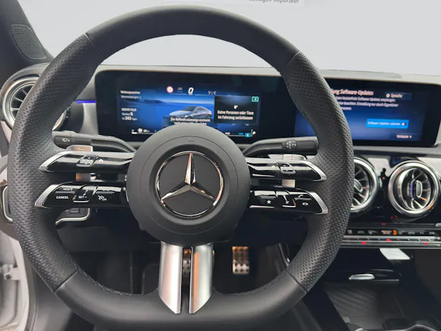 MERCEDES-BENZ CLA 200 7G-DCT AMG Edition Night