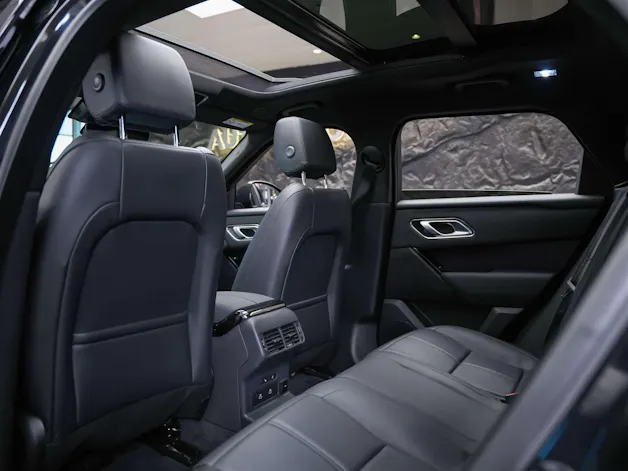 Land Rover Range Rover Velar Dynamic SE D 300 I6 MHEV Automatic *Facelift*Panorama*Werksgarantie*