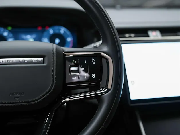 Land Rover Range Rover Velar Dynamic SE D 300 I6 MHEV Automatic *Facelift*Panorama*Werksgarantie*