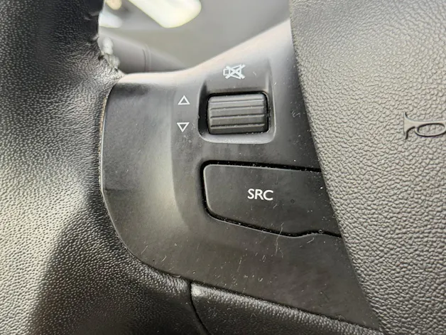 PEUGEOT 208 1.2 VTI Style