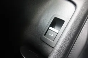 AUDI A4 Avant 40 TDI Sport quattro "* CH Auto * Service Audi * Toit Ouvrant * Head-Up Display * Attelage * Cuir * Son Bang&Olufsen *"