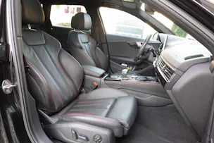 AUDI A4 Avant 40 TDI Sport quattro "* CH Auto * Service Audi * Toit Ouvrant * Head-Up Display * Attelage * Cuir * Son Bang&Olufsen *"