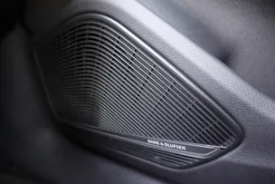 AUDI A4 Avant 40 TDI Sport quattro "* CH Auto * Service Audi * Toit Ouvrant * Head-Up Display * Attelage * Cuir * Son Bang&Olufsen *"