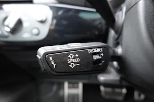 AUDI A4 Avant 40 TDI Sport quattro "* CH Auto * Service Audi * Toit Ouvrant * Head-Up Display * Attelage * Cuir * Son Bang&Olufsen *"