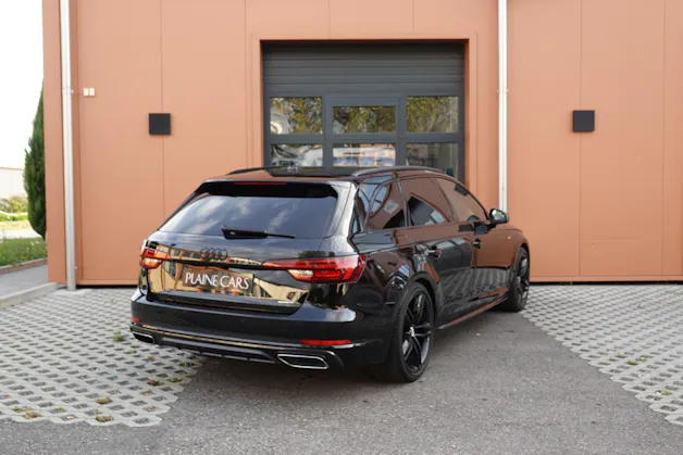 AUDI A4 Avant 40 TDI Sport quattro "* CH Auto * Service Audi * Toit Ouvrant * Head-Up Display * Attelage * Cuir * Son Bang&Olufsen *"
