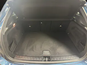 MERCEDES-BENZ GLA 180 Style 7G-DCT