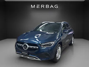 MERCEDES-BENZ GLA 180 Style 7G-DCT