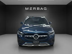 MERCEDES-BENZ GLA 180 Style 7G-DCT