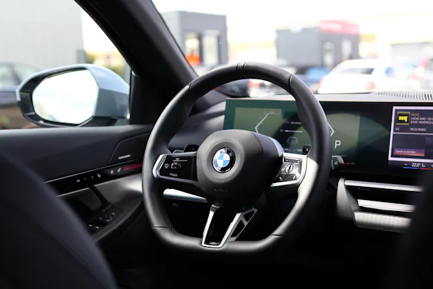 BMW 540d xDrive Touring M Sport PRO * BROOKLYN GRAU * ICONIC GLOW * BELÜFTETE SITZE *