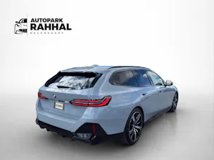 BMW 540d xDrive Touring M Sport PRO * BROOKLYN GRAU * ICONIC GLOW * BELÜFTETE SITZE *
