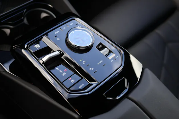 BMW 540d xDrive Touring M Sport PRO * BROOKLYN GRAU * ICONIC GLOW * BELÜFTETE SITZE *