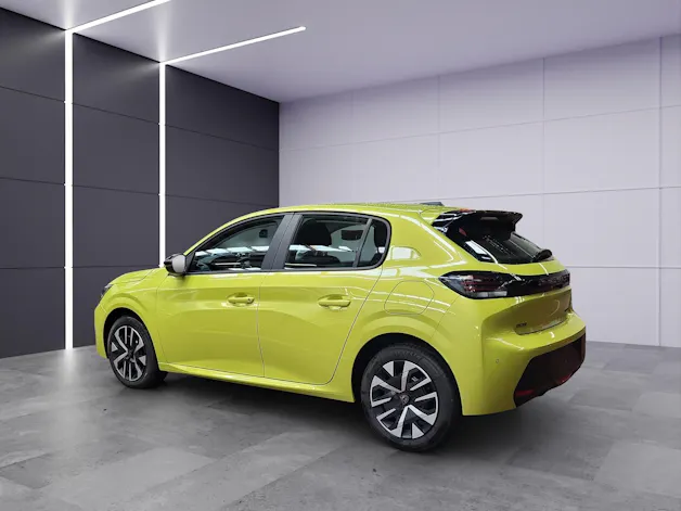 PEUGEOT 208 1.2 MHEV Style