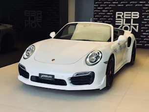 PORSCHE 911 Turbo S Cabrio PDK