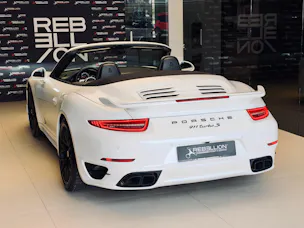PORSCHE 911 Turbo S Cabrio PDK