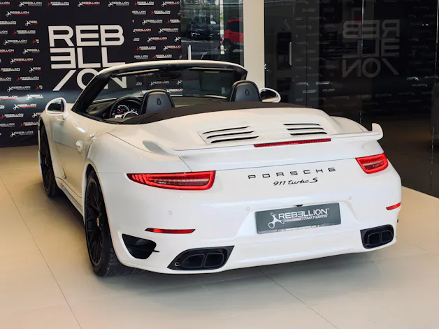 PORSCHE 911 Turbo S Cabrio PDK