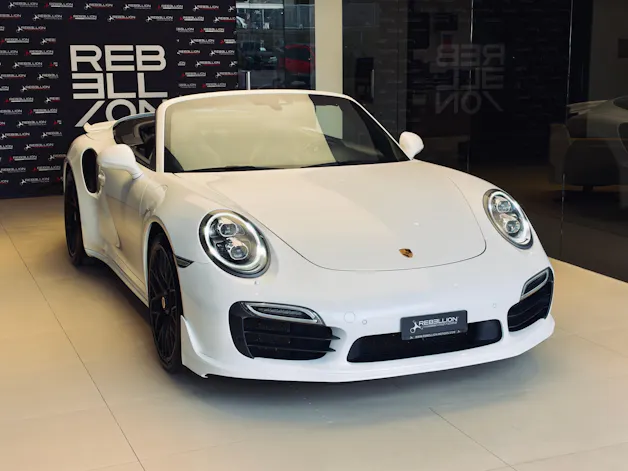 PORSCHE 911 Turbo S Cabrio PDK