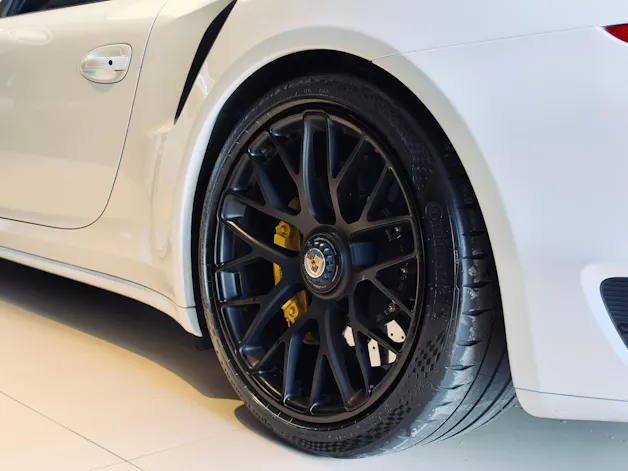 PORSCHE 911 Turbo S Cabrio PDK