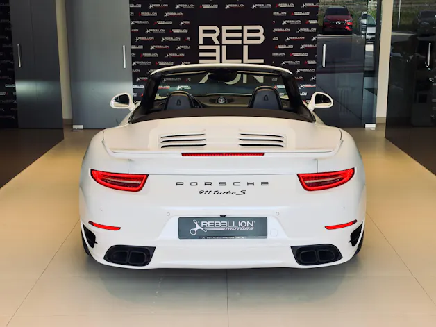 PORSCHE 911 Turbo S Cabrio PDK