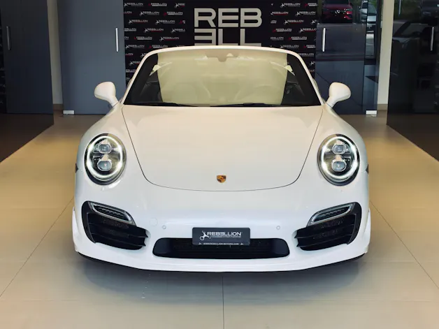 PORSCHE 911 Turbo S Cabrio PDK