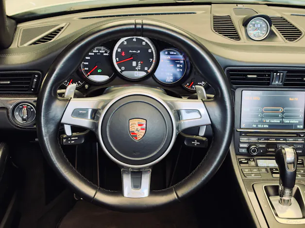 PORSCHE 911 Turbo S Cabrio PDK