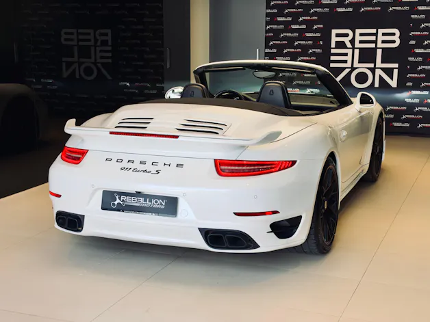 PORSCHE 911 Turbo S Cabrio PDK