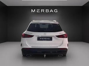 MERCEDES-BENZ GLA 250 4Matic 8G-DCT Swiss Star