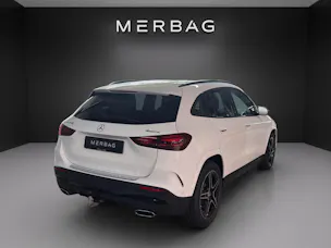 MERCEDES-BENZ GLA 250 4Matic 8G-DCT Swiss Star