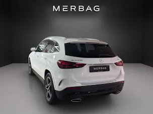 MERCEDES-BENZ GLA 250 4Matic 8G-DCT Swiss Star