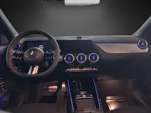 MERCEDES-BENZ GLA 250 4Matic 8G-DCT Swiss Star