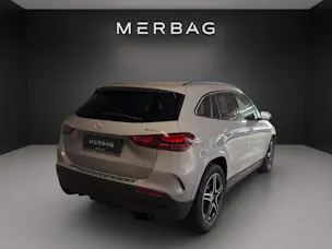 MERCEDES-BENZ GLA 250 4Matic 8G-DCT Swiss Star