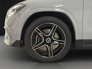 MERCEDES-BENZ GLA 250 4Matic 8G-DCT Swiss Star