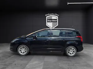 PEUGEOT 5008 1.6 THP 155 Allure