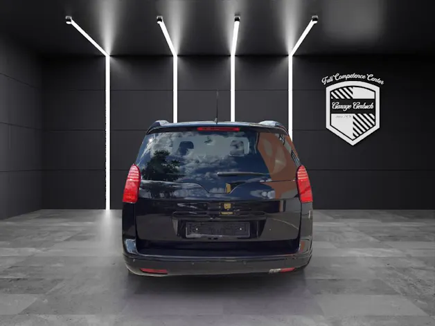 PEUGEOT 5008 1.6 THP 155 Allure