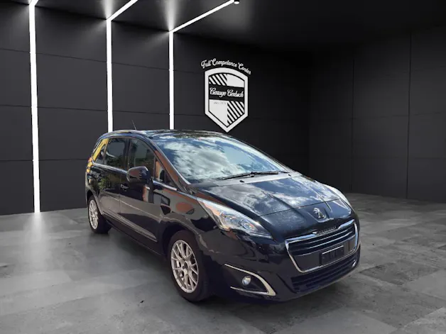 PEUGEOT 5008 1.6 THP 155 Allure