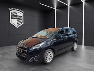 PEUGEOT 5008 1.6 THP 155 Allure