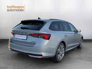 SKODA Octavia Combi 1.5 TSI mHEV DSG Sport Line