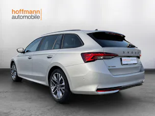 SKODA Octavia Combi 1.5 TSI mHEV DSG Sport Line