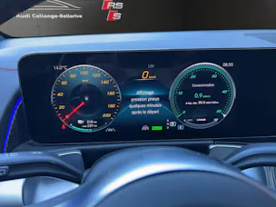 MERCEDES-BENZ EQB 300 AMG Line 4Matic