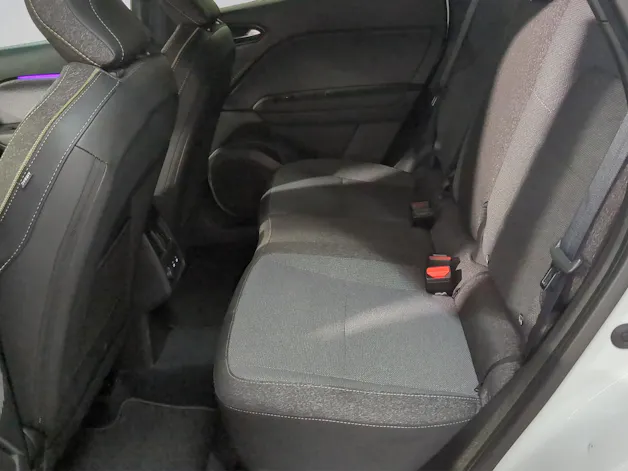 RENAULT Captur 1.3 TCe Techno EDC