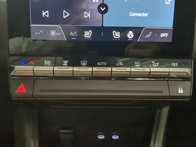 RENAULT Captur 1.3 TCe Techno EDC