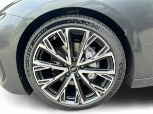 AUDI A6 Avant e-tron quattro
