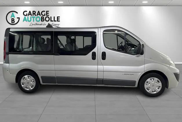 RENAULT Trafic 2.0 dCi 115 2.9t L2H1 Authentique