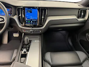 VOLVO XC60 2.0 R-Design AWD